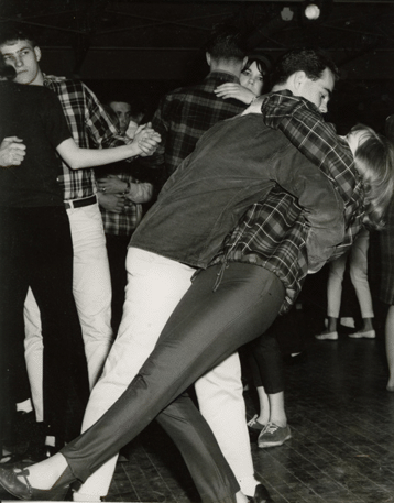 Tom Groves ('67) dancing w/ Linda Holman ('65) (Sam) or is that Fred Astair and Ginger Rogers 
